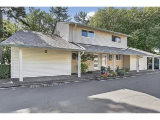 JANTZEN BEACH VILLAGE Condos for Sale