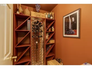 Photo #1: 756917306 Listing 