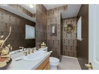 Photo #5: 756917306 Listing 