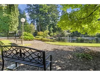 Photo #5: 757089687 Listing