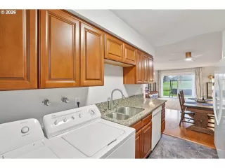 Photo #1: 757090369 Listing 