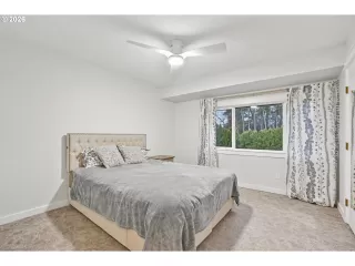 Photo #5: 757090369 Listing 