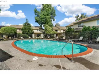 Photo #1: 757192043 Listing