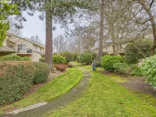 Photo #3: 757192043 Listing
