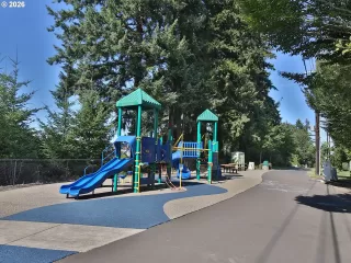 Photo #2: 757210445 Listing 