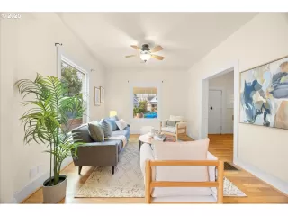 Photo #3: 757212231 Listing 