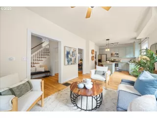 Photo #4: 757212231 Listing 