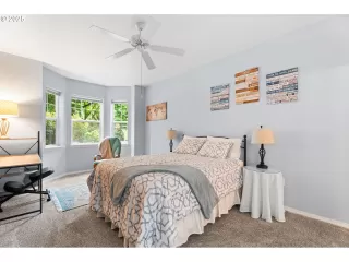 Photo #3: 757466803 Listing