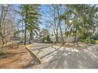 Photo #3: 757881949 Listing 