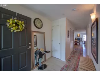 Photo #2: 758017602 Listing