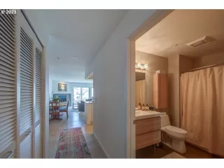 Photo #3: 758017602 Listing