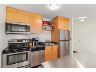 Photo #6: 758242641 Listing 