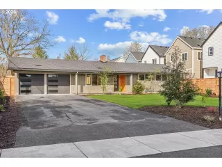 Photo #2: 759357915 Listing