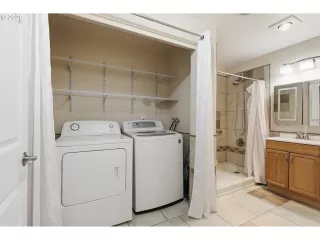 Photo #1: 759403234 Listing