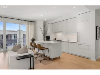 Photo #4: 760780166 Listing 