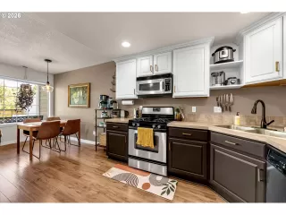 Photo #1: 761779565 Listing 