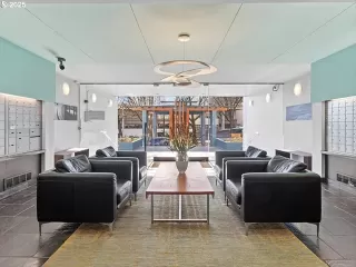 Photo #1: 762092417 Listing