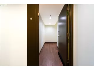 Photo #5: 762092417 Listing