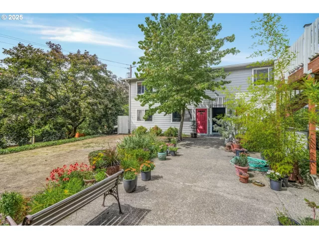 MLS: 762122433 Condo For Sale