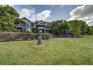 Photo #1: 762545124 Listing