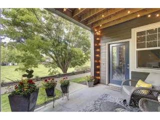 Photo #5: 762545124 Listing