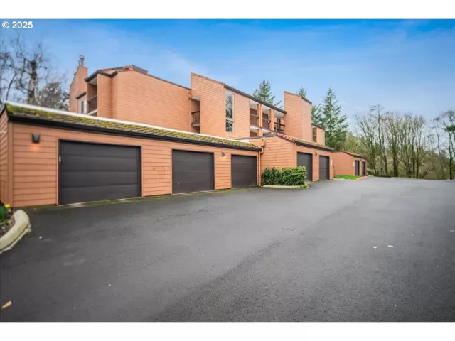 MLS: 762866195 Condo For Sale