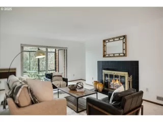 Photo #5: 762866195 Listing 