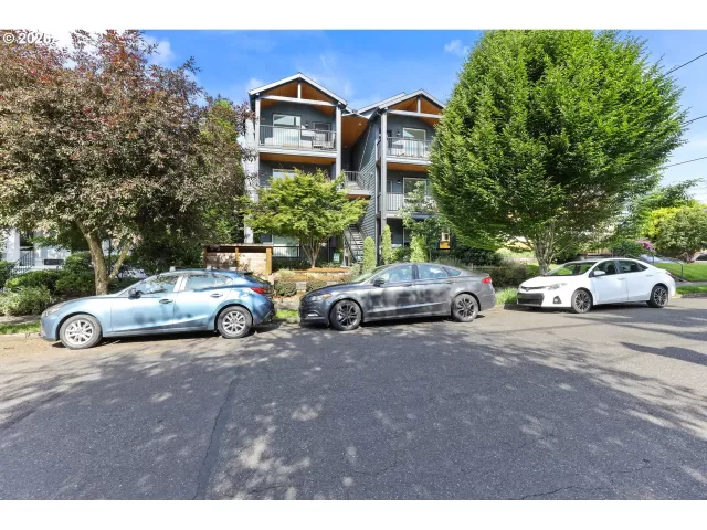 MLS: 763342641 Condo For Sale