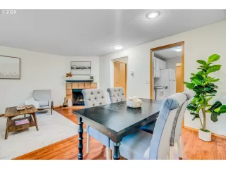 Photo #5: 764003417 Listing 