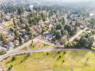 Photo #3: 764296872 Listing