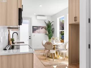 Photo #5: 764840046 Listing