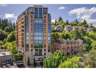 More Details about MLS # 764877019 : 2351 NW WESTOVER RD 1006