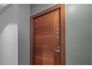 Photo #5: 764877019 Listing 