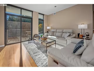 Photo #6: 764877019 Listing 