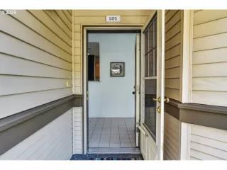 Photo #5: 765864532 Listing 