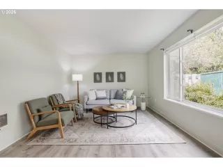 Photo #4: 766215822 Listing 