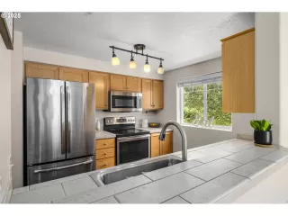 Photo #1: 766409742 Listing 