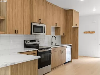 Photo #3: 766787295 Listing 