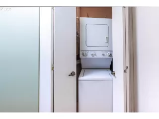 Photo #5: 766821581 Listing