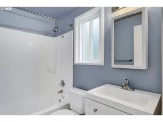 Photo #1: 767327079 Listing