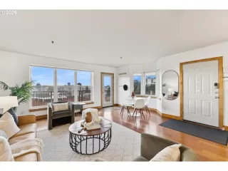 Photo #4: 767619903 Listing 