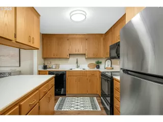 Photo #2: 767780064 Listing