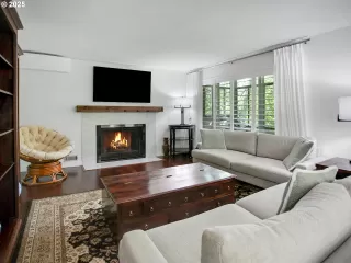 Photo #3: 767863193 Listing