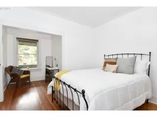 Photo #2: 767951815 Listing