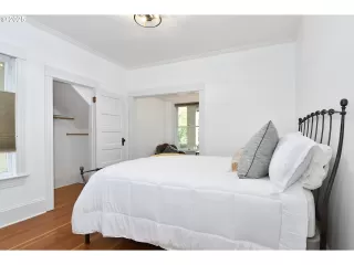 Photo #3: 767951815 Listing