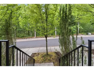 Photo #2: 768102104 Listing 