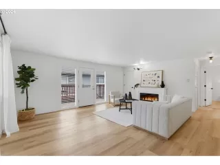 Photo #6: 768143353 Listing 