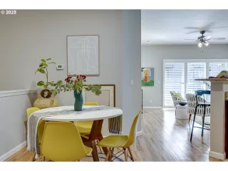 Photo #5: 768213775 Listing