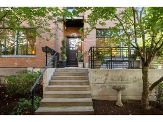 Photo #2: 768428213 Listing