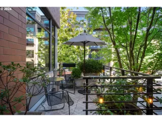 Photo #3: 768428213 Listing